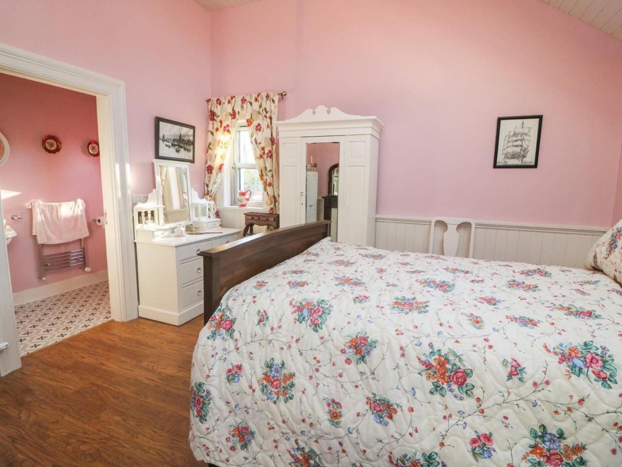 Longfield Lodge Килларни Экстерьер фото
