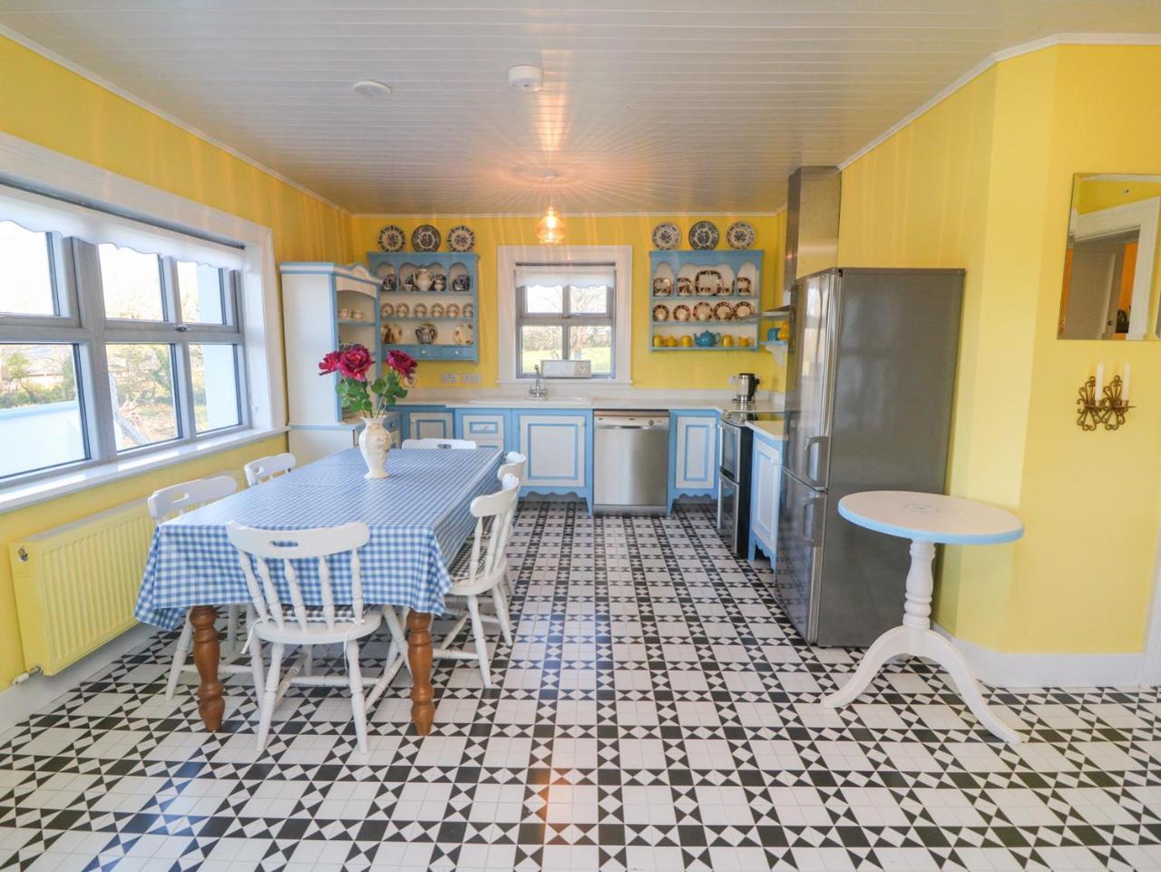 Longfield Lodge Килларни Экстерьер фото