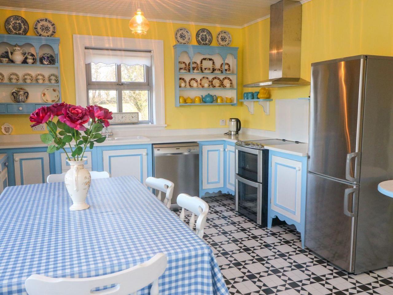 Longfield Lodge Килларни Экстерьер фото