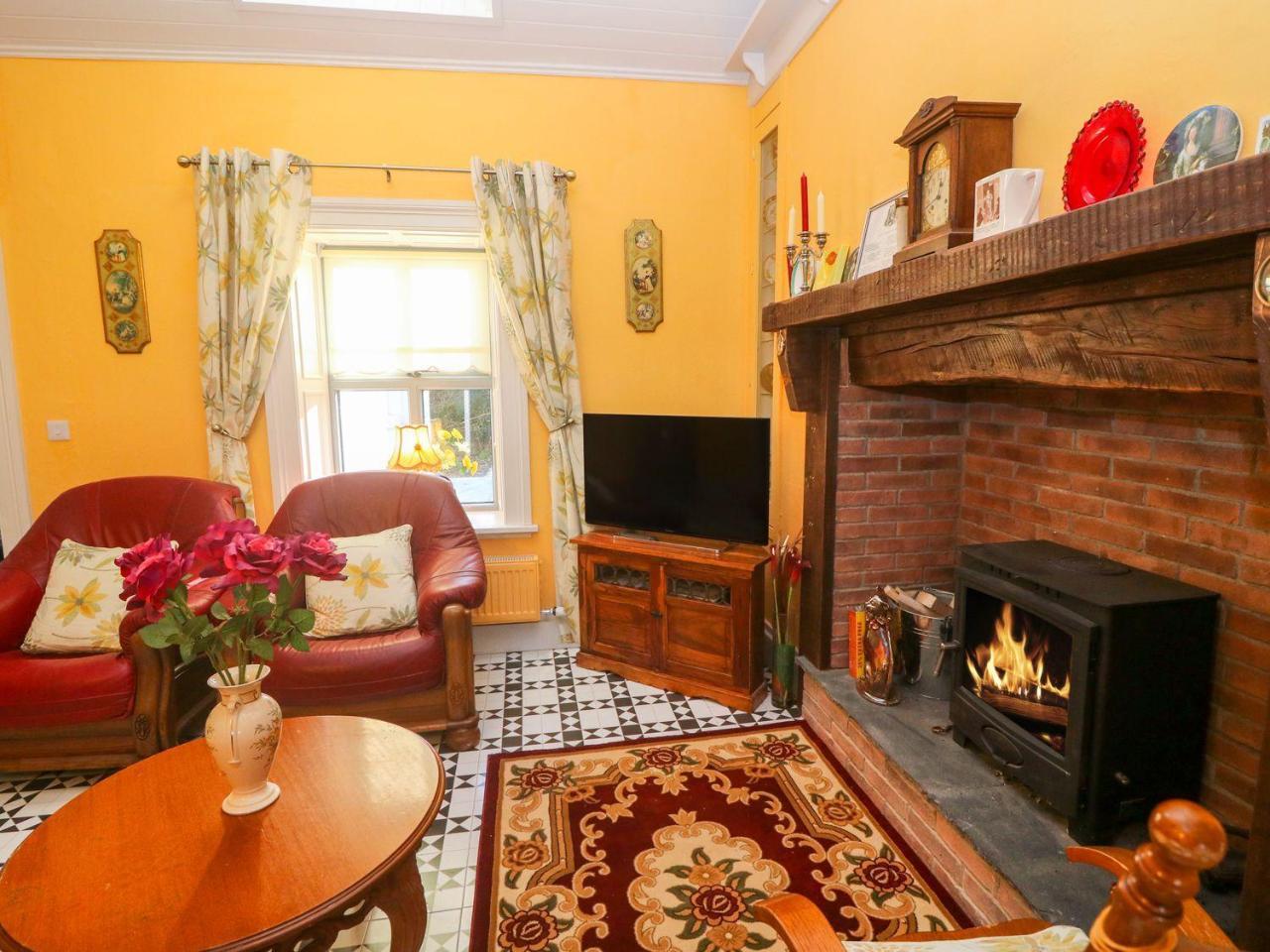 Longfield Lodge Килларни Экстерьер фото